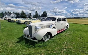 Une collection de 230 voitures anciennes à vendre à Edmonton