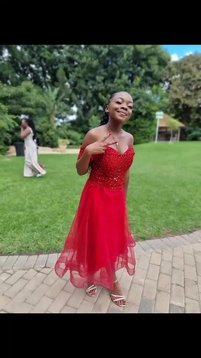 Jojo🥺🩹 (@ruwarashezvovana)’s videos with UNOZVIGONA - Qounfuzed Ndururani