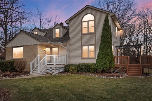 2844 S 132nd St, New Berlin, WI 53151 - MLS 1950595 - Coldwell Banker