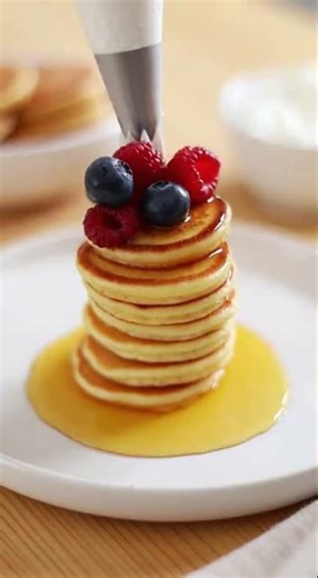 Mini Pancake Stack in 15 Seconds 🥞✨