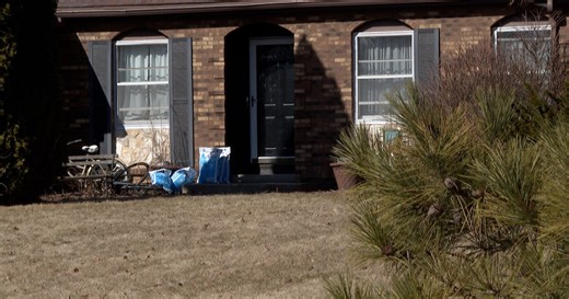 Deputies investigating woman's suspicious death in golf course community near Elkhorn