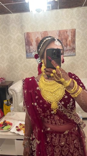 Bengali weddings, brides, and gold oh my 💅🏽 . . . . . . #bangladeshibridal #bangladeshibride #bengali #bengalibride #bengalibridal #biya #bou #desi #desibride #southasianweddings #southasianbride #indianbride #indianwedding #gold #bengaliwedding #bangladeshi #desitiktok