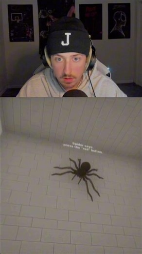 This game is HILARIOUS 💀😭🤣 #funnygaming #funnyclips #jumpscares #gamingclips #shorts