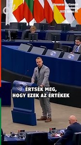 Bayer Zsolt Hivatalos oldala on Reels