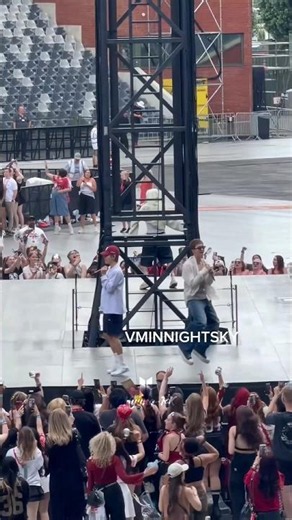 Army Jumping with BTS During Fya song' Soundcheck day1 in Brussels🔥💜