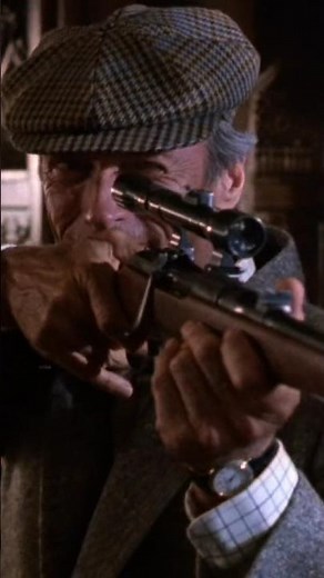 Clint and Jeff Fahey buy a Holland & Holland and a Mannlicher Schoenauer. White Hunter Black Heart 📽
