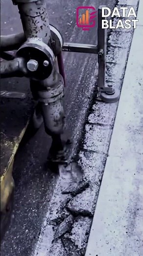 Road Cutter Machine Removing Asphalt in a Perfect Straight Line!