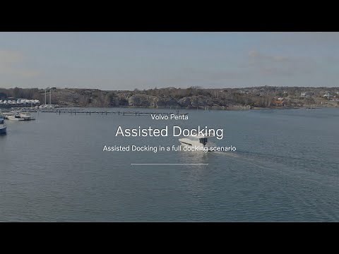 How to safely dock a boat in a marina? | Volvo Penta