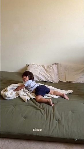 Why I chose a floor bed for my toddler #floorliving#zonli