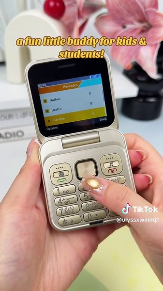 Mini Foldable Phone: Fun and Functional for Kids