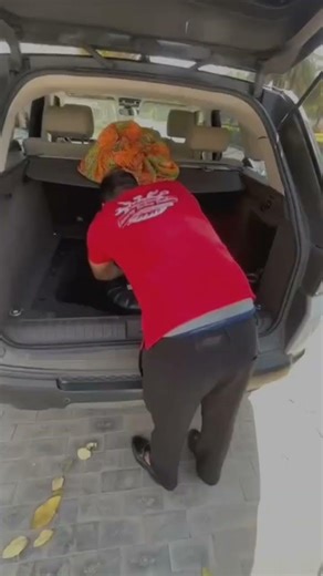 Luxury twins Battery Range rover battery replacement #trending #automobile #love #youtubeshorts