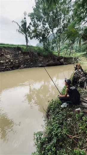 inponen kali seng mboten banjir to bang🫠#fishing #fyp #nargetbeles #jogjastyle #purwantoro