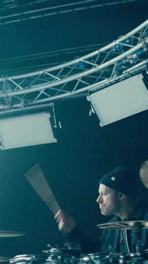 BLEGH! ARCHITECTS have unleashed an absolute ripper on us, “Seeing Red” 🔥 Yeah, we’re definitely happy now https://architects.ffm.to/seeingred | Epitaph Records