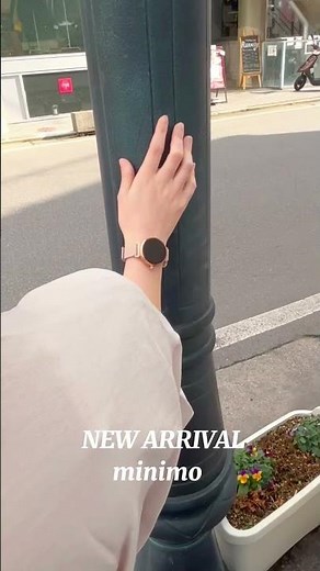 スマートウォッチコレクション⌚女性の腕にもなじむ14㎜幅のベルトに、画面もより小さいラウンド型スマートウォッチ✨通話/通知/健康管理機能も搭載!!ベルトも付け替えてコーデを楽しんでみてね♪