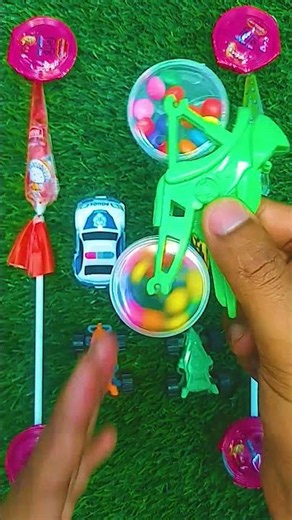 Satisfying video ASMR lollipop candy and gummy chocolate cutting video ASMR unboxing video!