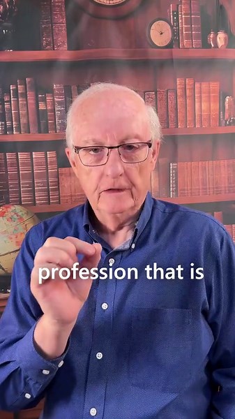 “Not my circus, not my monkeys.” 🐒 Teachers face endless problems every day—but not all of them are yours to solve. Ask yourself: Am I helping… or enabling? #TeacherTok #TeachingTips #TeacherLife #ClassroomManagement #TeacherAdvice #BurnoutPrevention #NewTeachers #HealthyBoundaries #EducationTikTok #TeachingStrategies