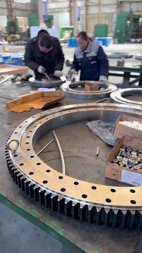1.5K views · 21 reactions | This is a slewing ring ready for export. We hope it can help our customers create more value.cnslewingring.comSlewing bearing manufacturerWhatsApp 86 17705201170 #slewingbearing #slewingring #slewingbearingmanufactuer #slewbearings #slewring #crane #cranetruck #truckcrane #mobilecrane #towercrane | Merydom Slewing Bearing | Facebook