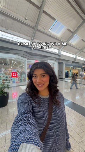 Shany Monroy Skoog on Instagram: "✨ MINISO UNBOXING ✨ So many cute finds 🛍️ Sanrio, Disney, blind boxes & more! 💖 Plus—don’t miss the upcoming MINISO Pop-Up Shops 👀 📍 Clackamas (Portland, OR) 9/27–10/19 📍 Woodfield Mall (IL) 10/4–10/26 ⏳ Limited time only—tag your shopping bestie & save this so you don’t miss it! 💕 #MINISO #MINISOGitChallenge #sanrio #fyp #blindboxes #trendalert #hellokitty #mickey #plush #keychain"