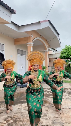 Tari Melayu: Gerakan Tradisional Melayu Riau yang Inspiratif