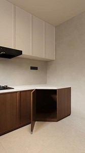 A timeless kitchen design — elegant, warm, and full of character! 🍳✨ | Decoration Courses