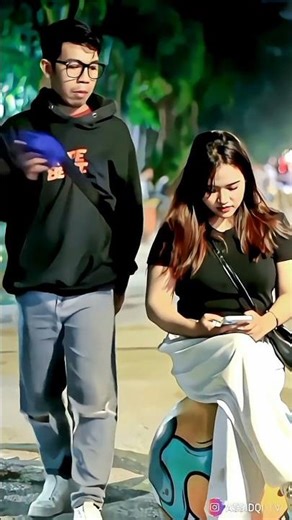 Terkejut, throw money bag auto chase #funny #feedshorts #comedy #kontenprank