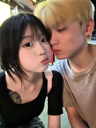 Almost at 1,000! 🥺❤️ Can we hit the goal today? ✨🧸♾️ #heartstrings_cn #roadto1k #1k #couplegoals #aesthetic