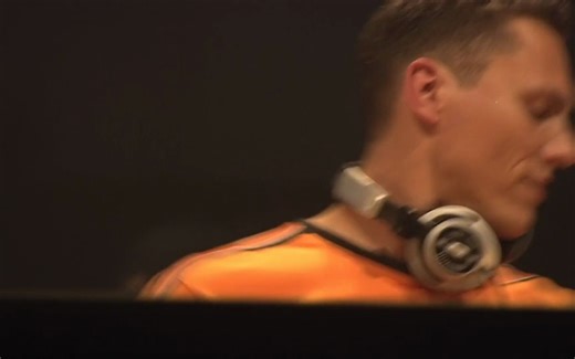 《Beautiful Things》Tiesto.In.Concert.2003现场