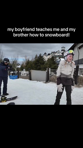 How to Put on a Snowboard: A Beginner's Guide