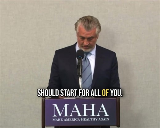🔥 Del Bigtree Roasts the Media for Their Reporting on COVID & Vaccine Injuries "How do you call the people that got it right the spreaders of misinformation? You have been the spreaders of misinformation. You have gotten it wrong and America is still waiting for an apology." 🎥 @delbigtree @MAHAalliance @TheChiefNerd | Linda Traitz