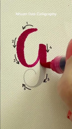 Brush Lettering Tutorial: “G” for Beginners #nhuandaocalligraphy #brushlettering #shorts
