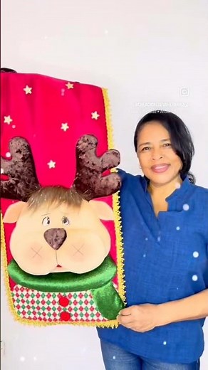 Christmas table runners, patterns available with step-by-step video, information at 3183741699