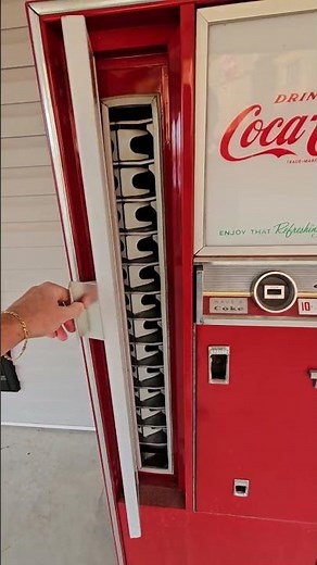 1960s Coca Cola vending machine. #cocacola #CocaColaCollectibles #coke #soda #cocacola #vintage