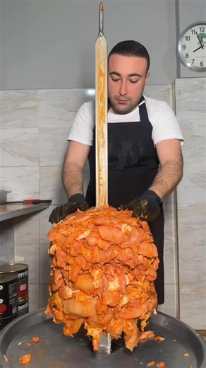 45K views · 459 reactions | #suratfood #cheeselover #suratfood 131 #ahemdabad #food #khanaindiaka #radhe #reeloftheday #viral #trending #VlogLif | Yum Centre | Facebook