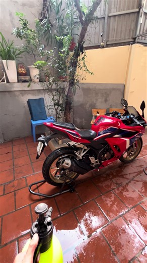 Rửa xe đón Tết chưa các chiến hữu #honda #cbr150r #r15 #gsxr150 #cbr250rr