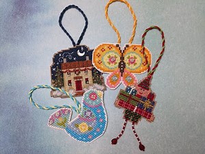 Flosstube Extra: Mill Hill Cross Stitch Ornament Finishing Tutorial