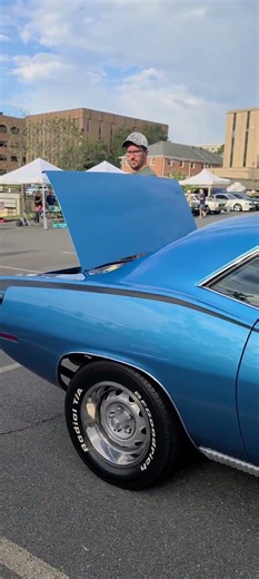 That classic Cuda with the Shaker