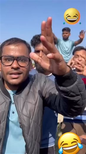 Deaf ASL Video 🧏🏼‍♂️🎬 on Instagram: "Funny 😂😂😂 - - - - - #deafworldfriends #deaf #deafbonce #asl #деаф #глухих #deafworld #deafcommunity #deafvideo #deaffunny #deaftalent #deafculture #deafpride #deaftravel #deafgirl #deaflove #deafnews #signlanguage #ржя #мирглухих #deafawareness #deafness #deafnation #deafpeople #глухие #deafdogsrock #deafboy #глухихнет #americansignlanguage #rsl"