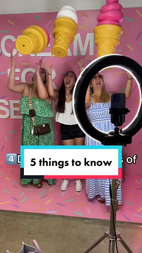 5 Things to Know Before Visiting the Original Selfie Museum