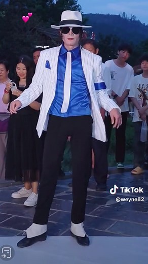 Unlocking the Mystery of Michael Jackson's Zero Gravity Dance