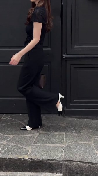 Never underestimate a classic. Simple, chic, and always in style.