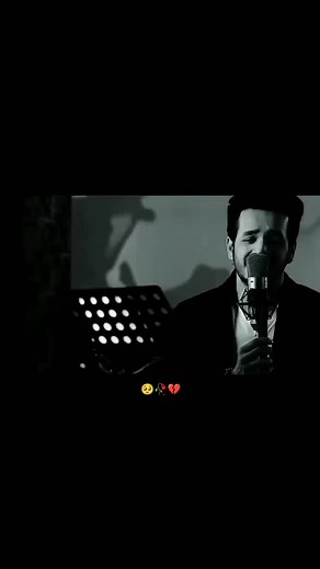 Telugu songs on Instagram: "Yevevo kalalu kanna ...."