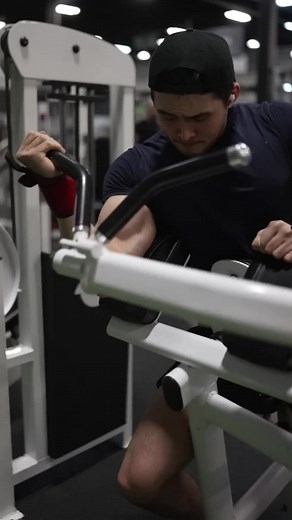 Exposing An Uneducated Fitness Influencer #fitness #gym #calves #tightcalves #physicaltherapy #educateyourself