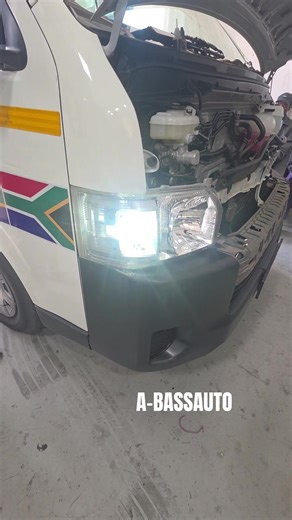 Quantum fitted with our Dual Color LED Indicator Bulbs . Amber Indicator/ White Park Light #LEDBulbs #AmberLEDS #DualColorLed