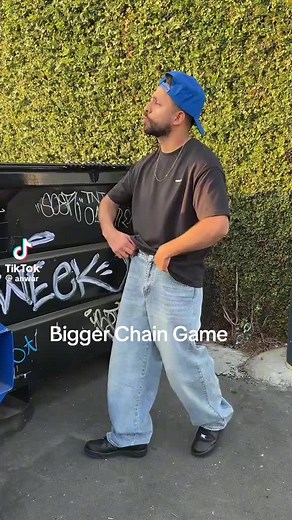 Bigger Chain Game: Memes and Challenges to Enjoy