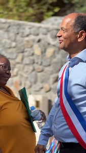 CCAS DAN NOUT KARTIÉ ! 🚌 Le camion mobile au plus près des quartiers de Saint-Paul ☀️ Des permanences sociales autour de plusieurs thématiques : secours d’urgence, accès aux droits, aides scolaires et financières, accueil et écoute… Le CCAS c’est pour vous aider dans vos démarches ! Plus d’informations sur le site de la ville 🔗 #villedesaintpaul #miaimesinpol #ccas #camionmobile #aide | Ville de Saint-Paul