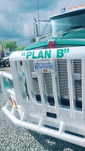 quiringtowing (@quiringtowing)’s videos with original sound - quiringtowing