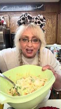Sweet Italian Sausages w/ Peppers & Onions topped w/ homemade Cole Slaw. Delish. God bless y’all .