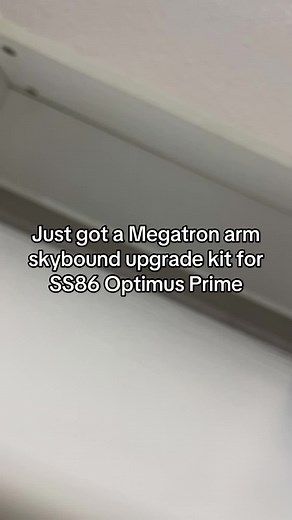 Upgrade Your SS86 Optimus Prime with Megatron Arm Kit
