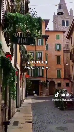 Exploring Italy's Winter Beauty: Top Cities and Travel Tips
