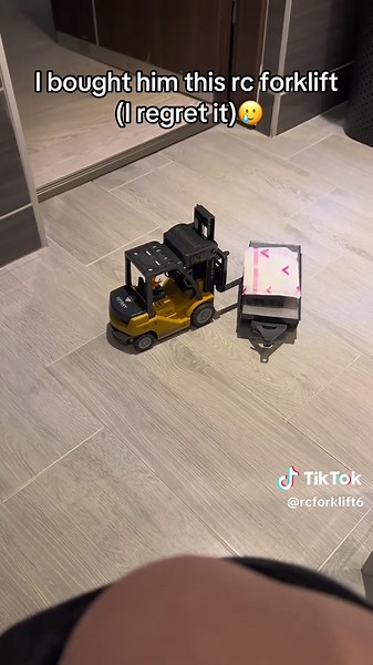 Hilarious RC Forklift Fail Compilation